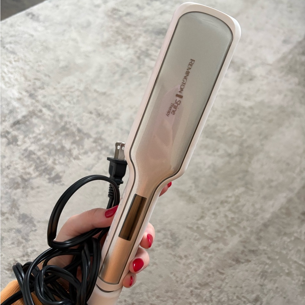Remington S1 Pro Hair Styler in Silver and Gold